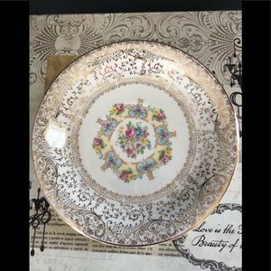 - Parisian Center 22k gold saucer